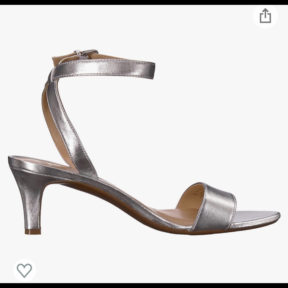 Naturalizer Times 2 1/4” heel - Silver